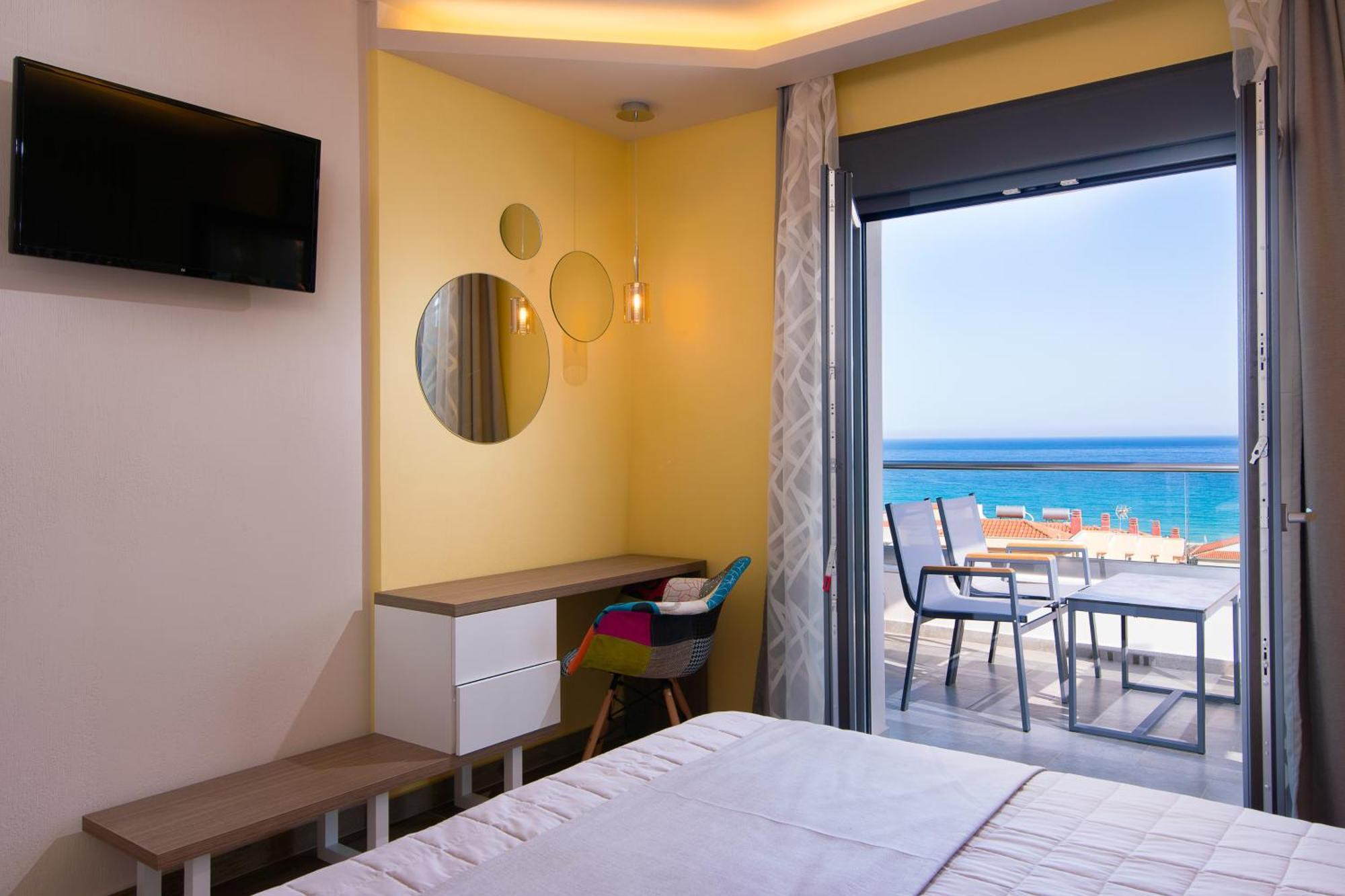 Semiramis Luxury Suites Chrysi Ammoudia Luaran gambar